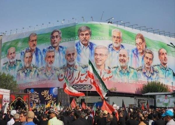 نگه داشتن شهدای میهن سوپر فوتبال ایران