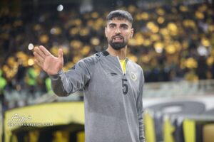 همسرم باید راضی باشد که به استقلال بیاید!