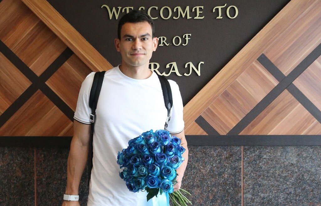 مدافع استقلال در جراحی قطر