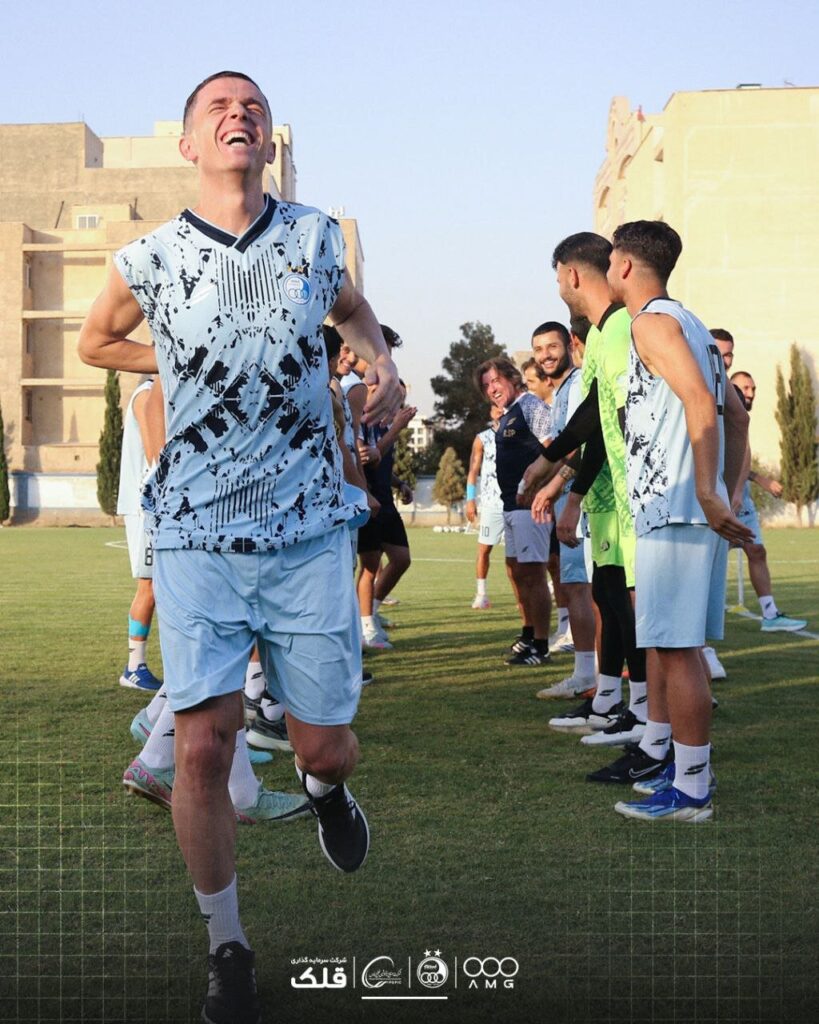 عکس | Yasser Easy و Musa Jenu در تونل استقلال