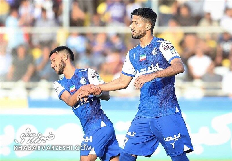 ویدیو محیبی و قیدی/ ستاره های استقلالی از آب گل آلود مردند