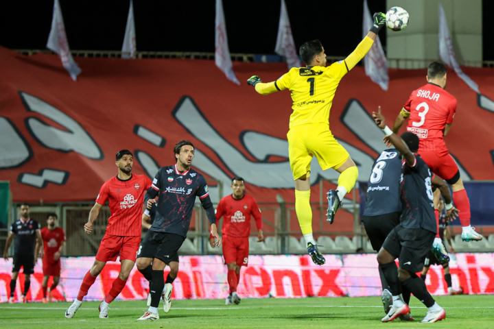 پیشنهاد پرسپولیس: بازی تراکتور 50-50، خارج از تبریز