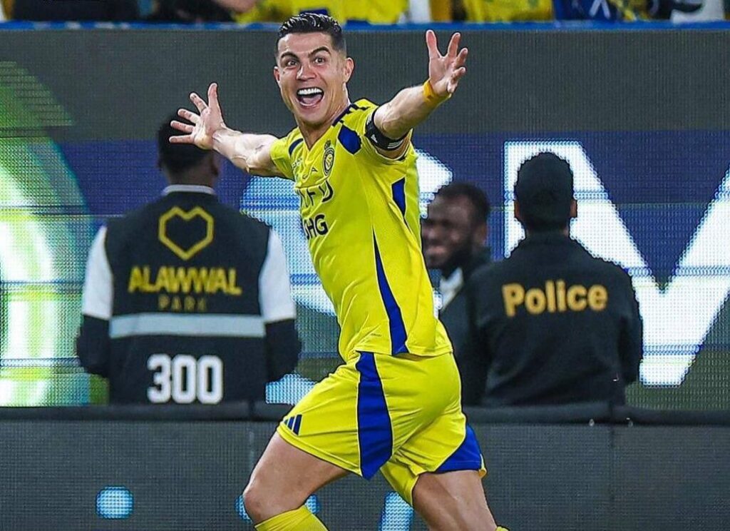 ویدیو قیچی برگشت جادویی کریستیانو رونالدو/ پایان شگفت انگیز با سوپرگل وحشتناک فوق ستاره پرتغالی النصر