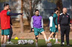 ستاره پرسپولیس مقابل استقلال با ظاهری جدید + عکس